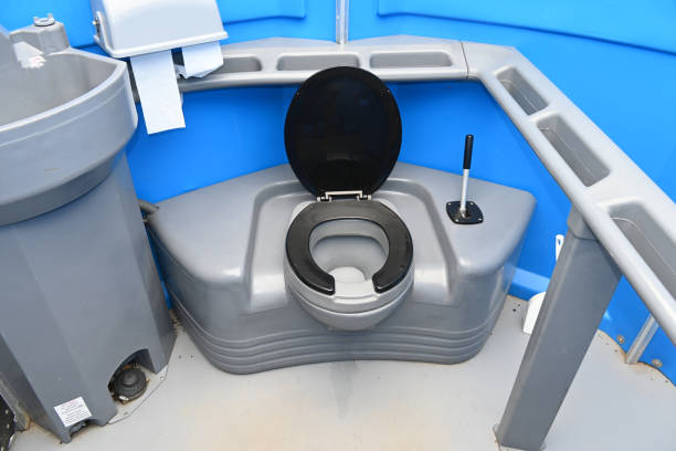 Best Portable restroom trailer rental  in Spring Hope, NC